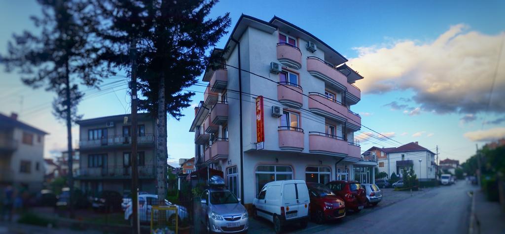 Hotel Montenegro ستروغا المظهر الخارجي الصورة